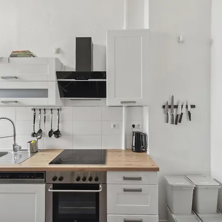 Salz&Wind Modernes Apartment In Kiel Zentral & 24H Selbst Check In Exterior photo